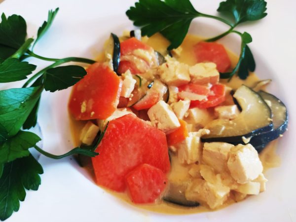 Moqueca de tofu végétalien