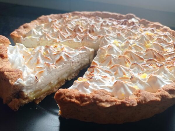 Tarte végétalienne au citron meringuée